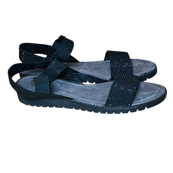 Yellowbkx Black Embellished Sandals - Picture 2 of 9